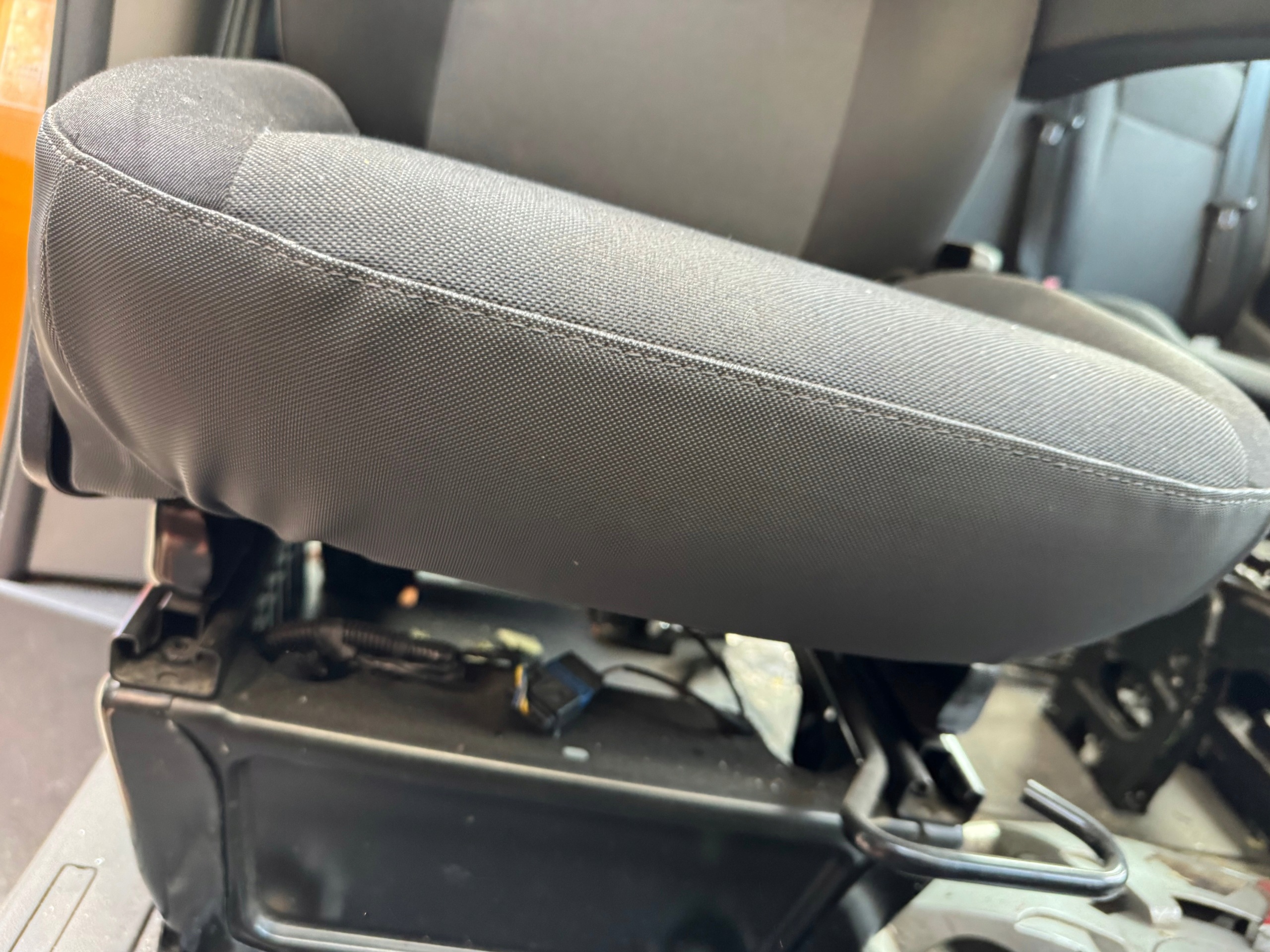 Asiento delantero derecho Renault Master III/IV, NV400, Movano, calefaccionado image 5