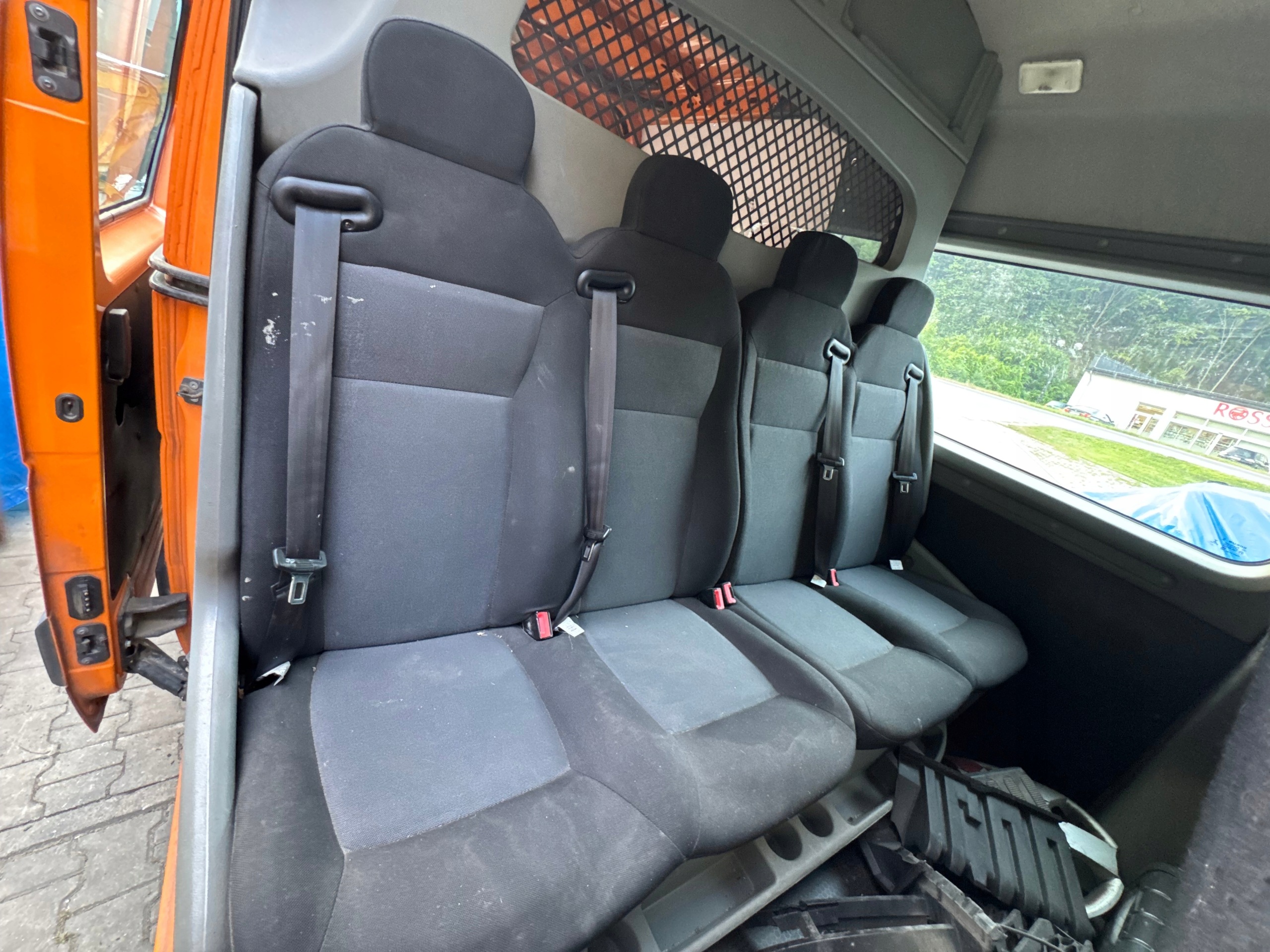 Zabudowa foteli Dubel Renault Master III image 4