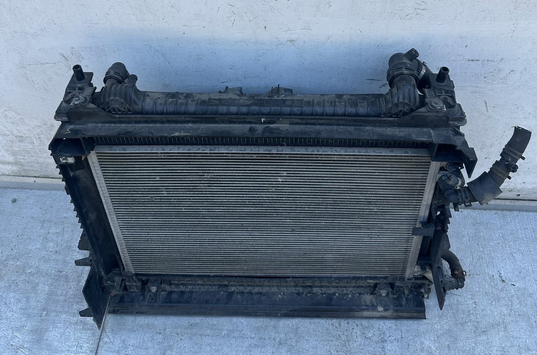 Kylarfläkt främre Range Rover Velar L560 2.0D ABM19606 image 3