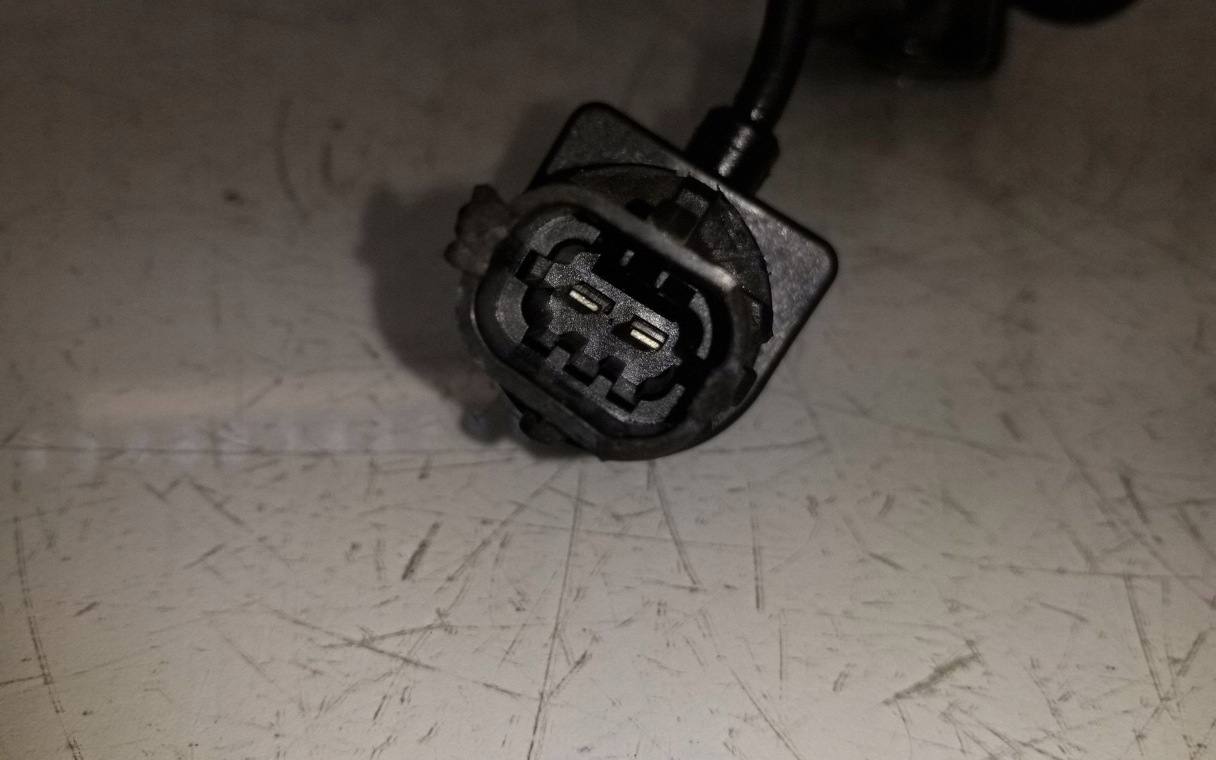 Sensor Nível Óleo Opel Zafira B 8980864120 image 4