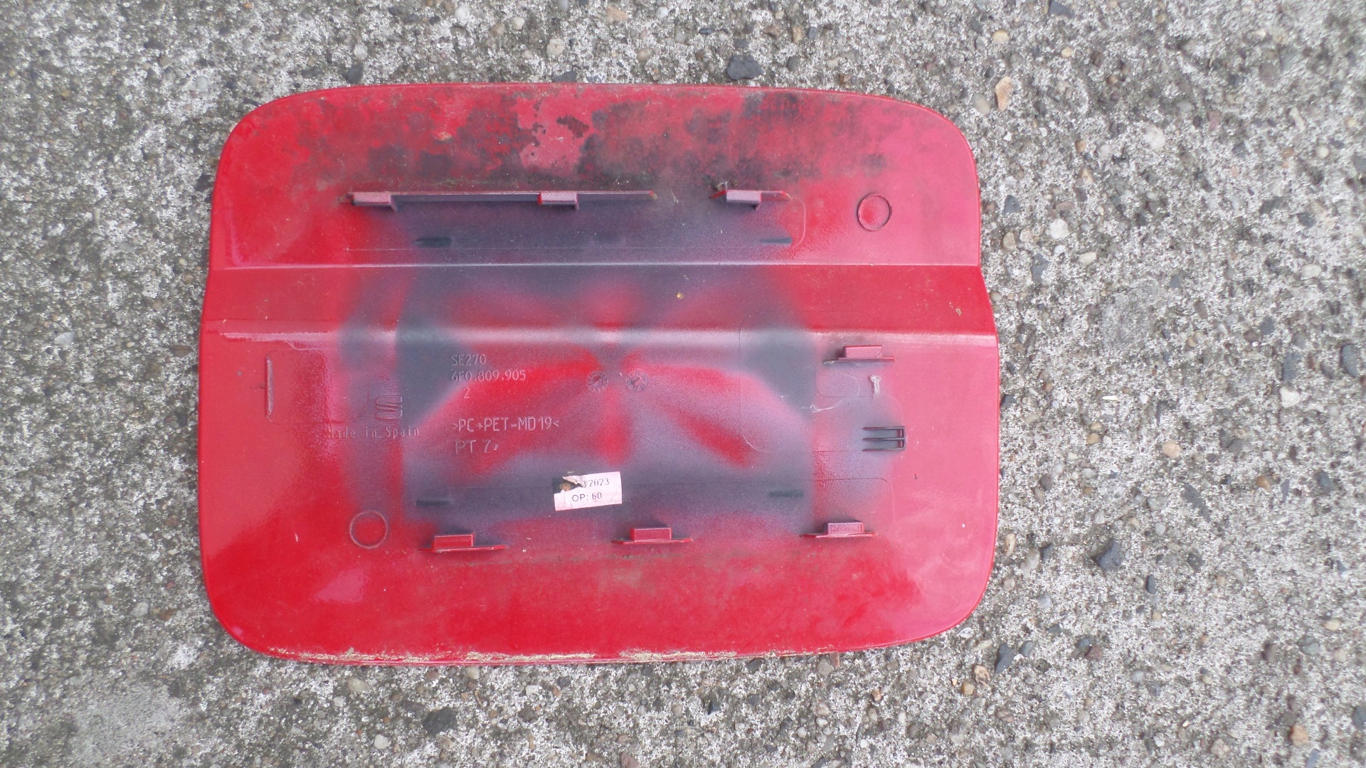 Polttoainetäyttökorkki oikea Seat Ibiza V (KJ) 6F0809905