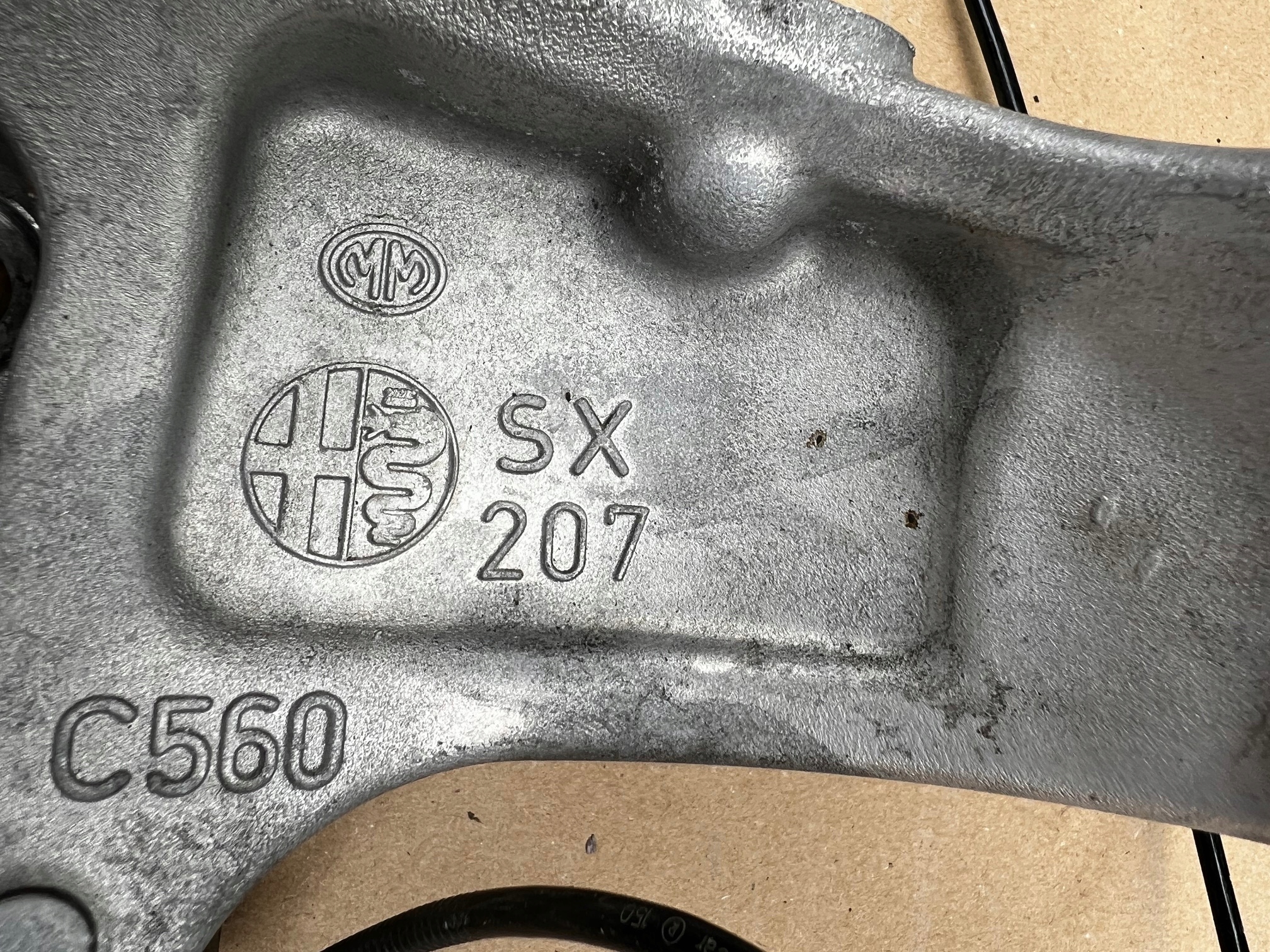 Alfa Romeo Giulia 2.9 QV Vridstyrenhet Vänster Bak image 6