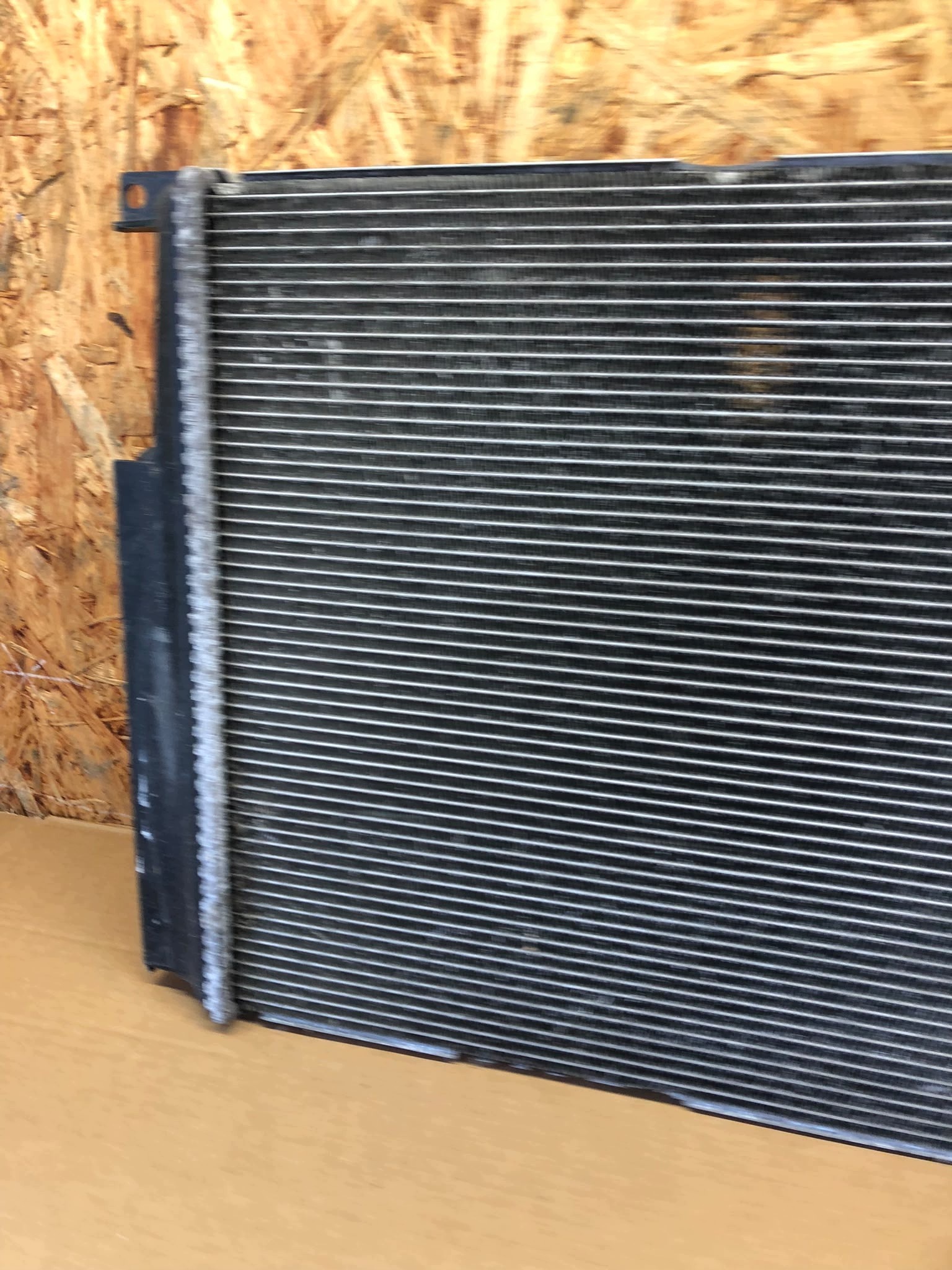 BMW F30 F31 F32 F36 N57 Wasserkühler 7600523