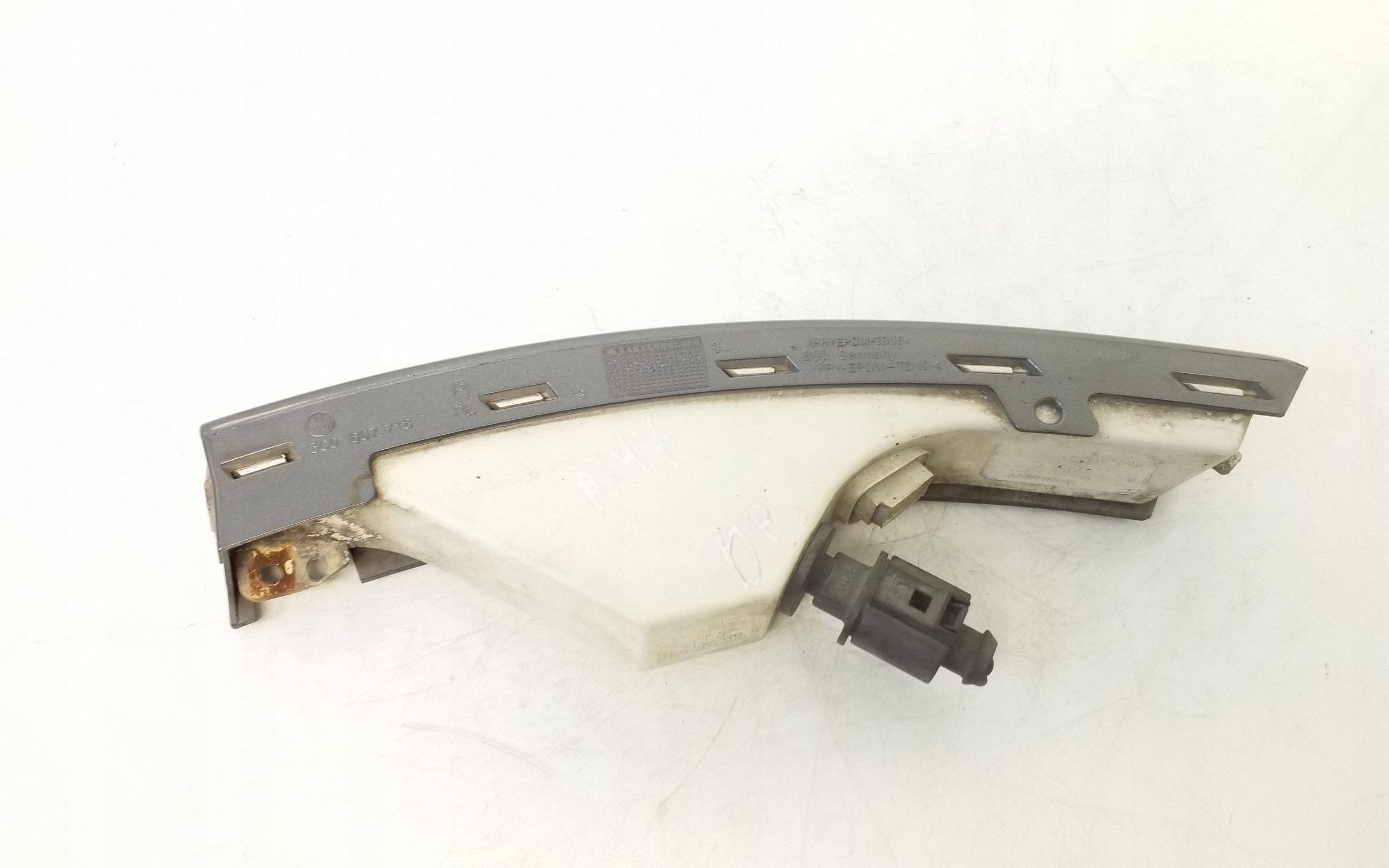 Volkswagen PASSAT B6 2009 Forward direction indicator 3C0807718C