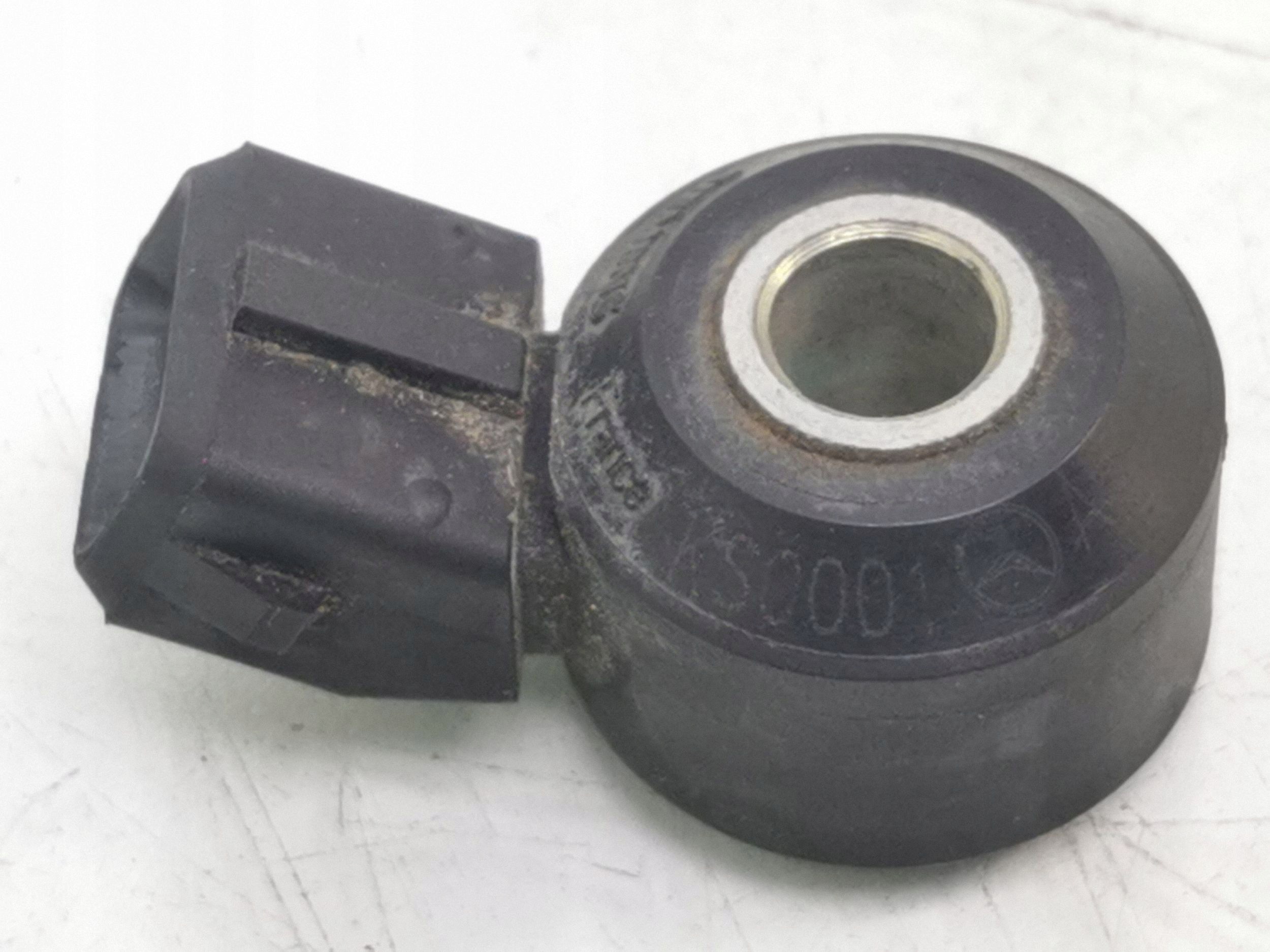 Mercedes W209 W203 W211 Klopsensor A0041534628 image 2
