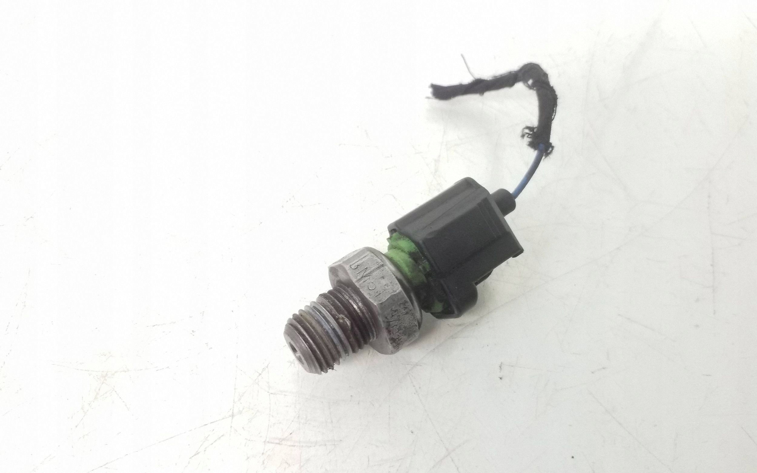 Capteur de pression de carburant Ford Galaxy 2006 3M519278A image 2