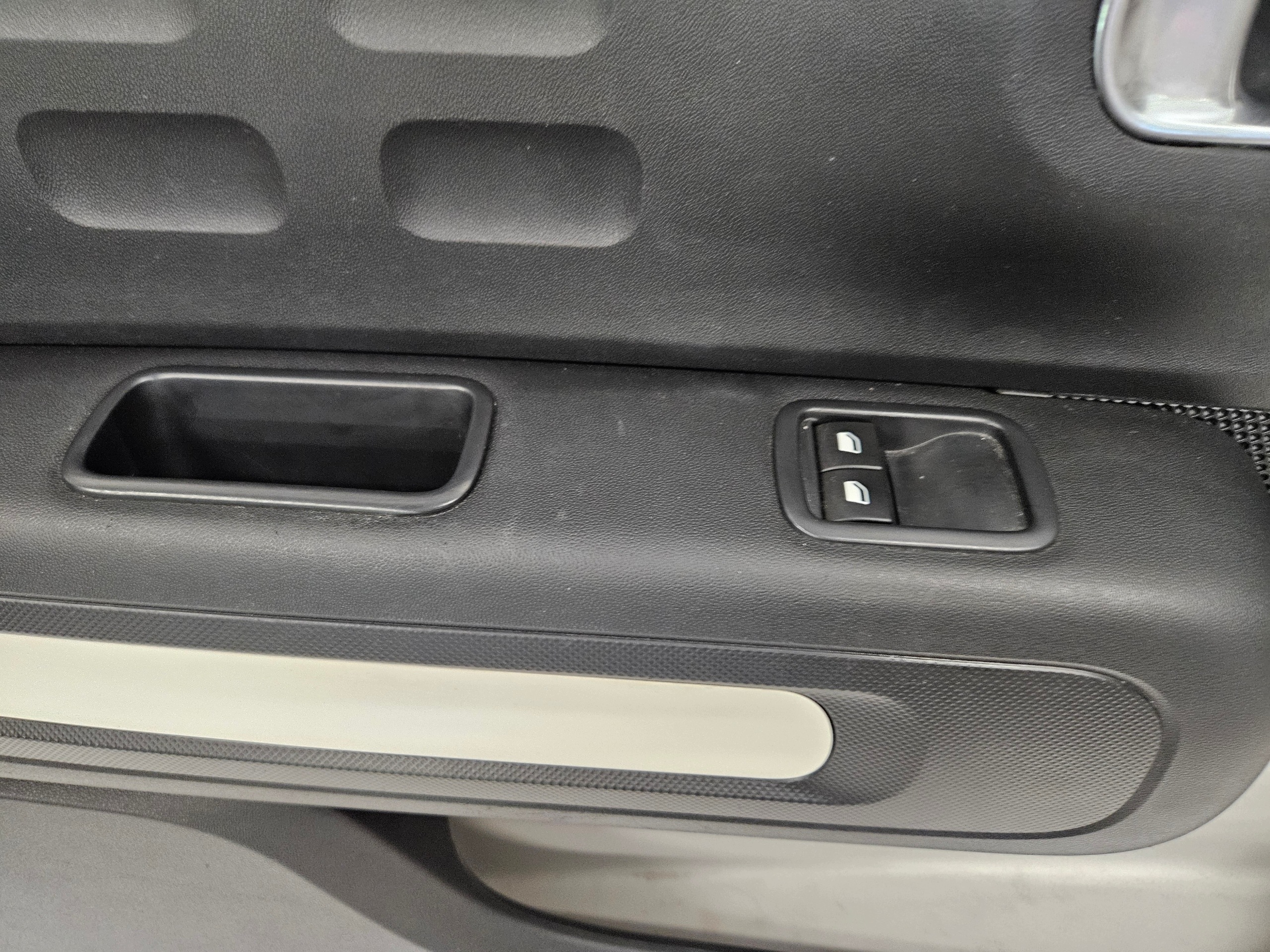 Citroen C3 III Boczek Tapiceria Puerta Izq. 9812904277 image 6