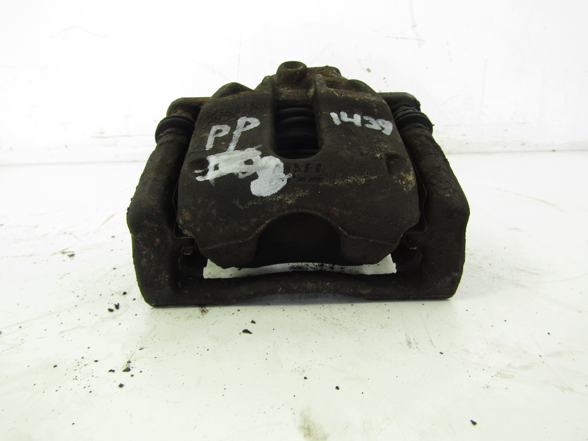 Renault Clio III Bromsok fram höger (AK-6-97747) image 6