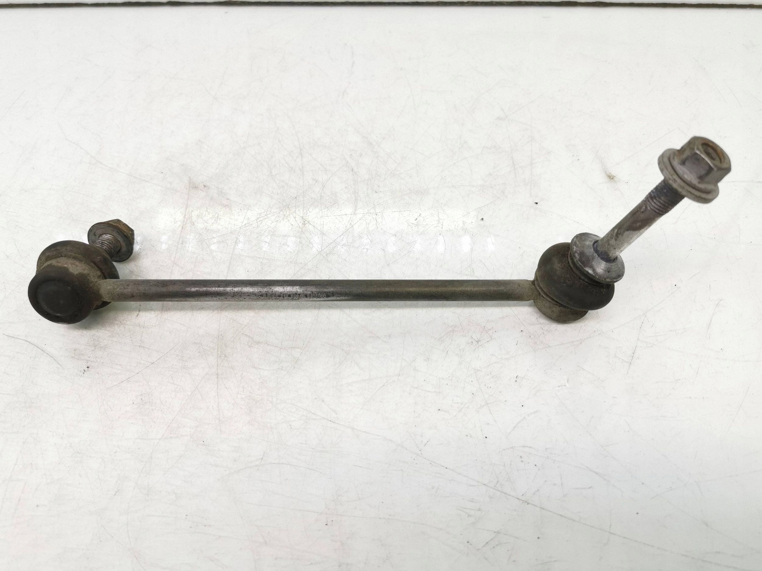 2012 BMW X5 E70 Front Stabilizer Link 6857624 image 2