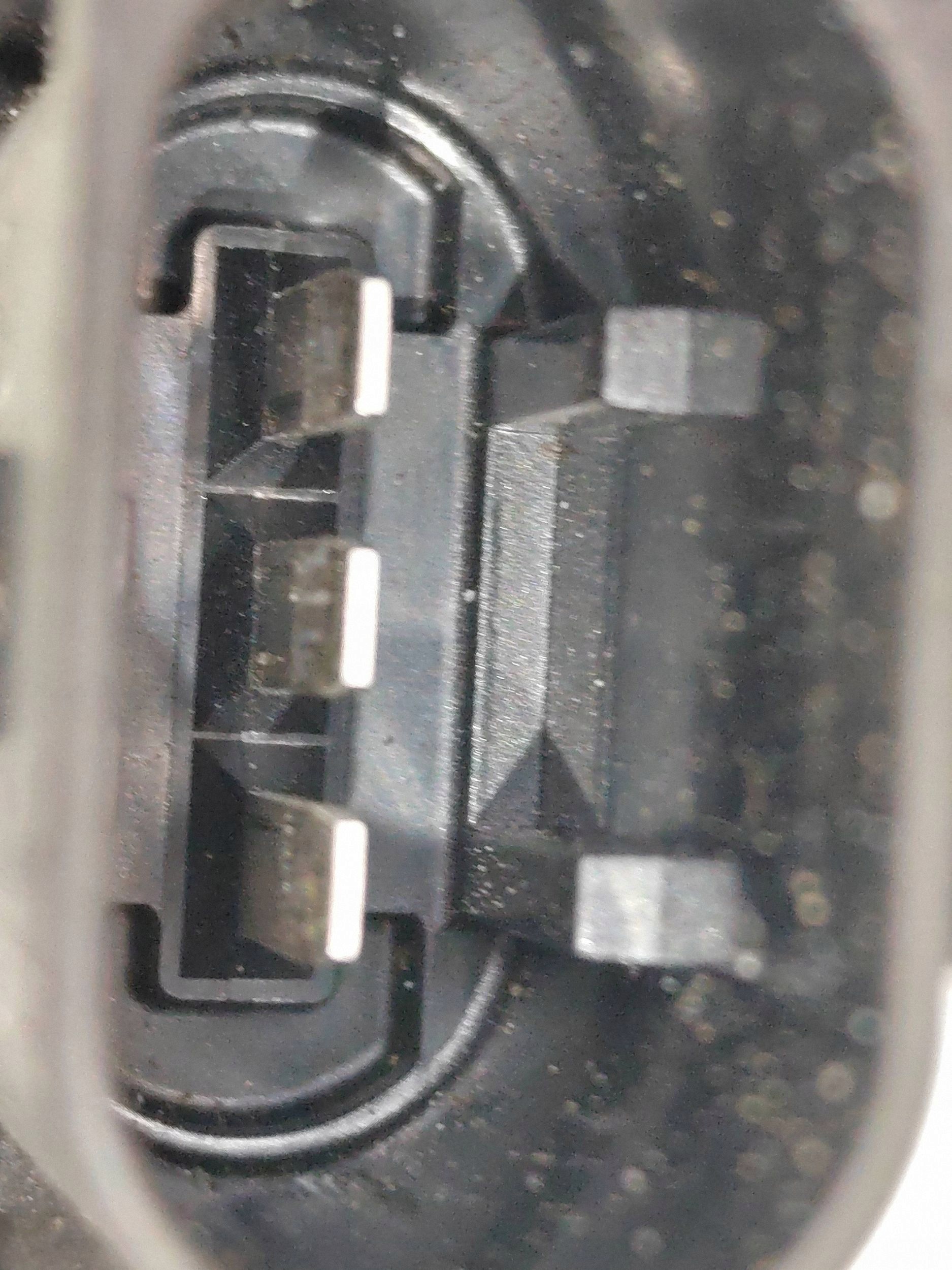 BMW X3 F25 Ventil 7636155 Begagnad image 5