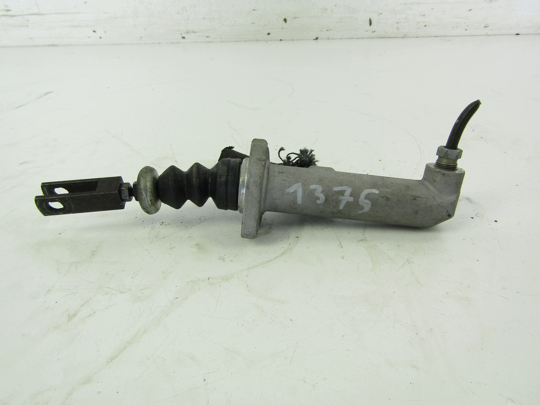 Bomba de Embreagem Audi 100 C4 Usada OEM AK-6-97765 image 3