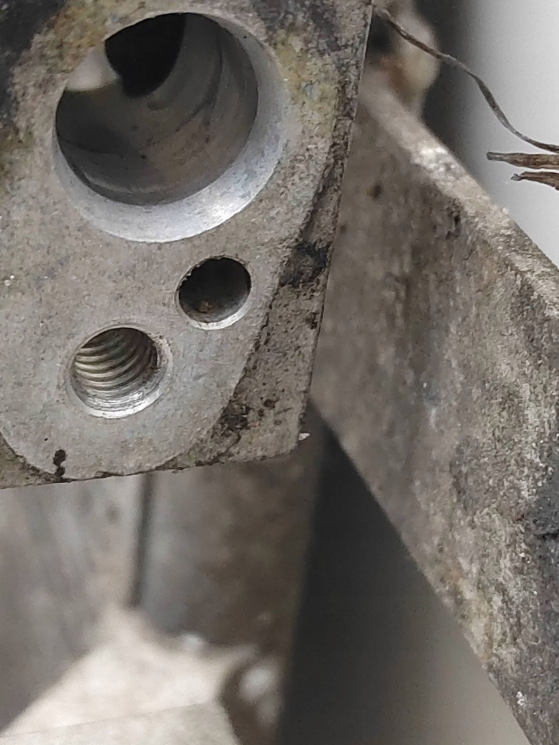 Condenseur clim. VW Passat B8 FRC61811 image 4