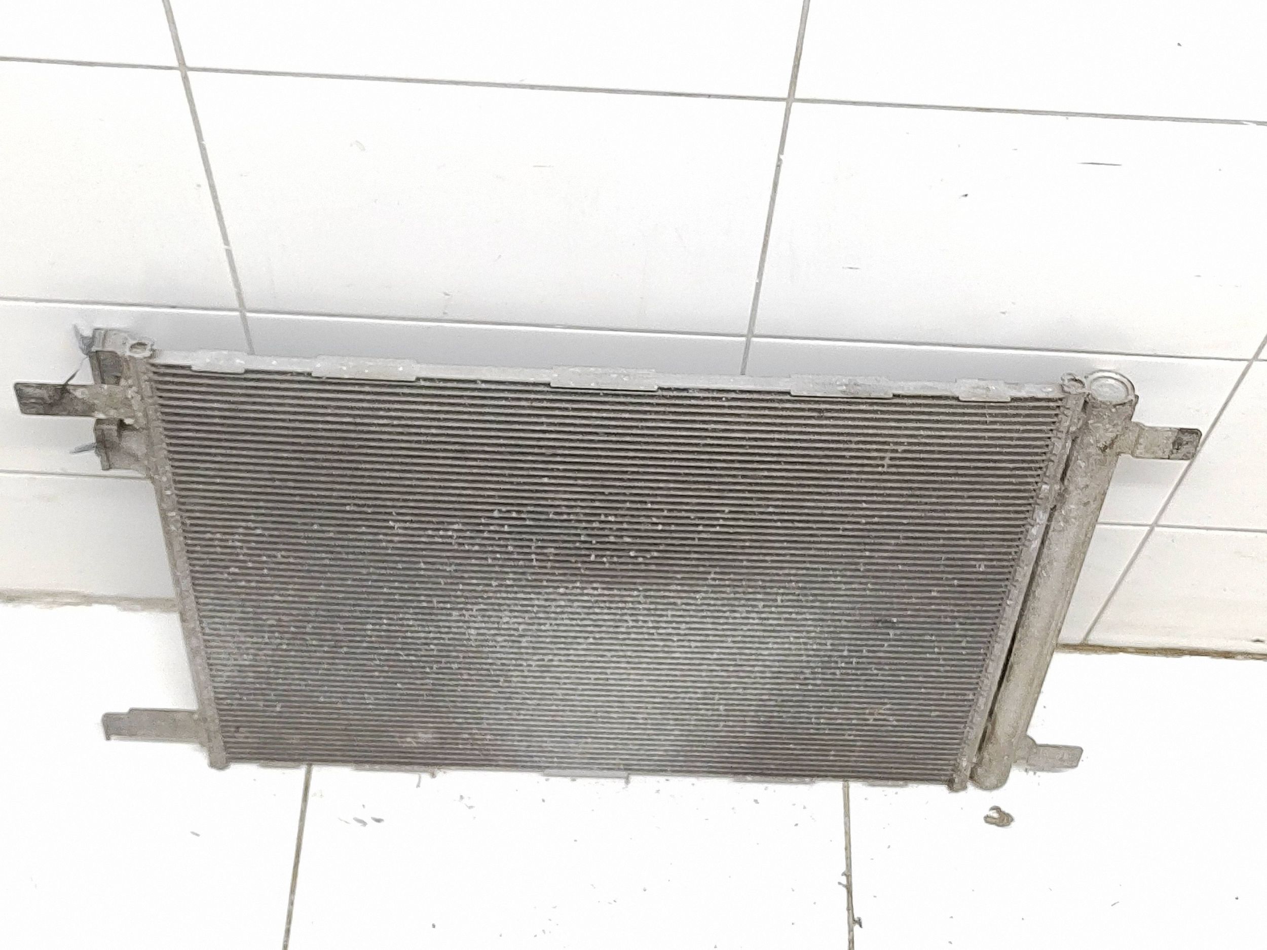 Condenseur clim. VW Passat B8 FRC61811 image 7