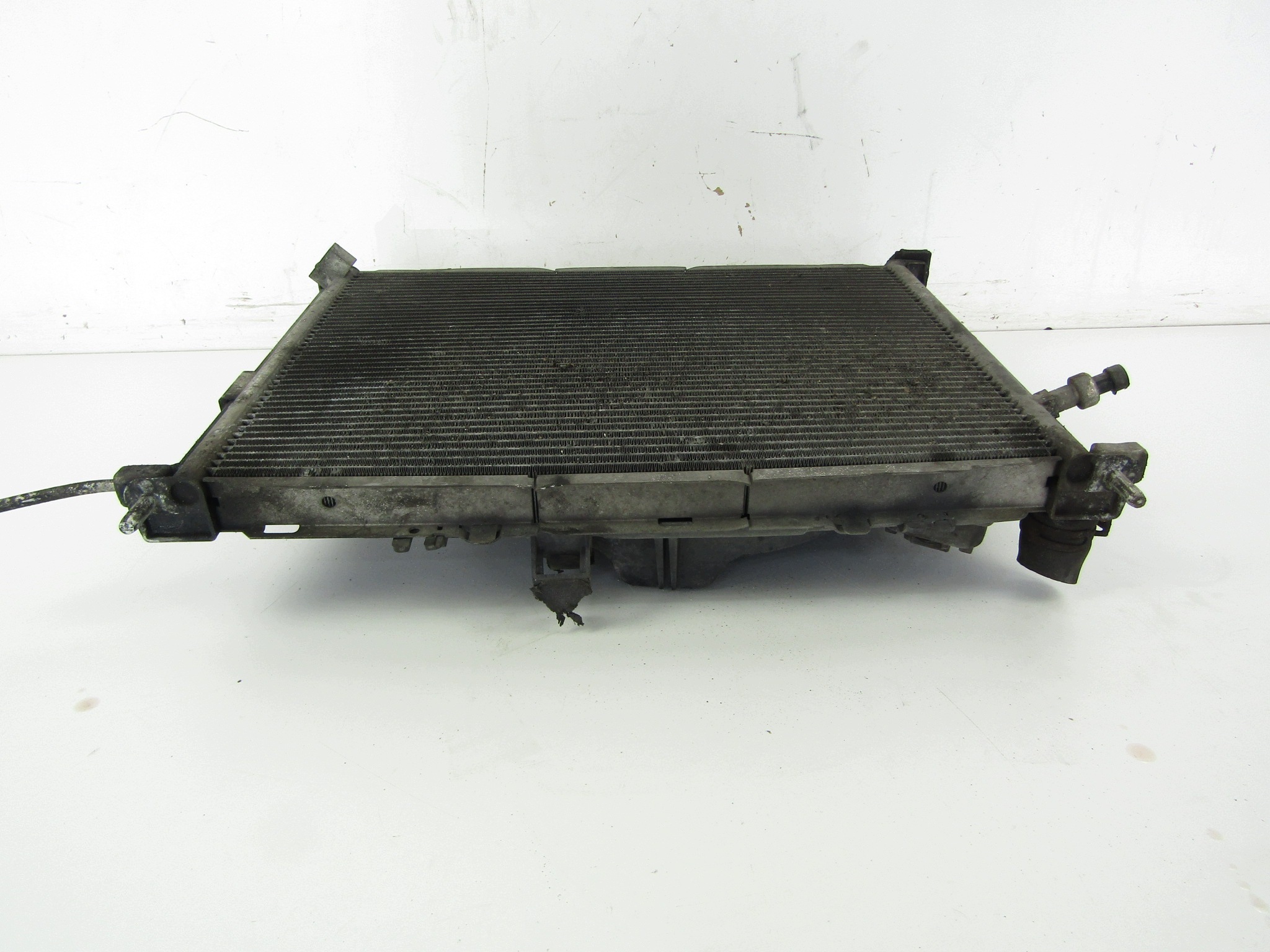 Radiateur d'eau Renault Clio III AK-6-97802 image 3
