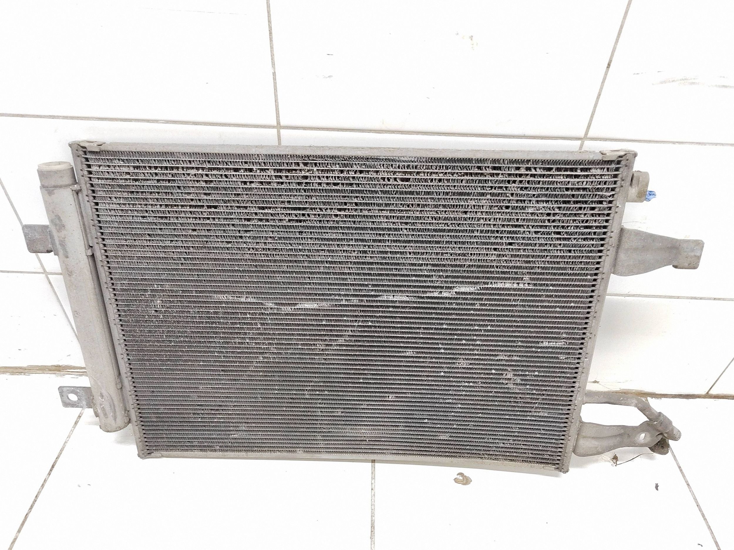 2007 Mitsubishi Colt AC Condenser FRC62793 image 2