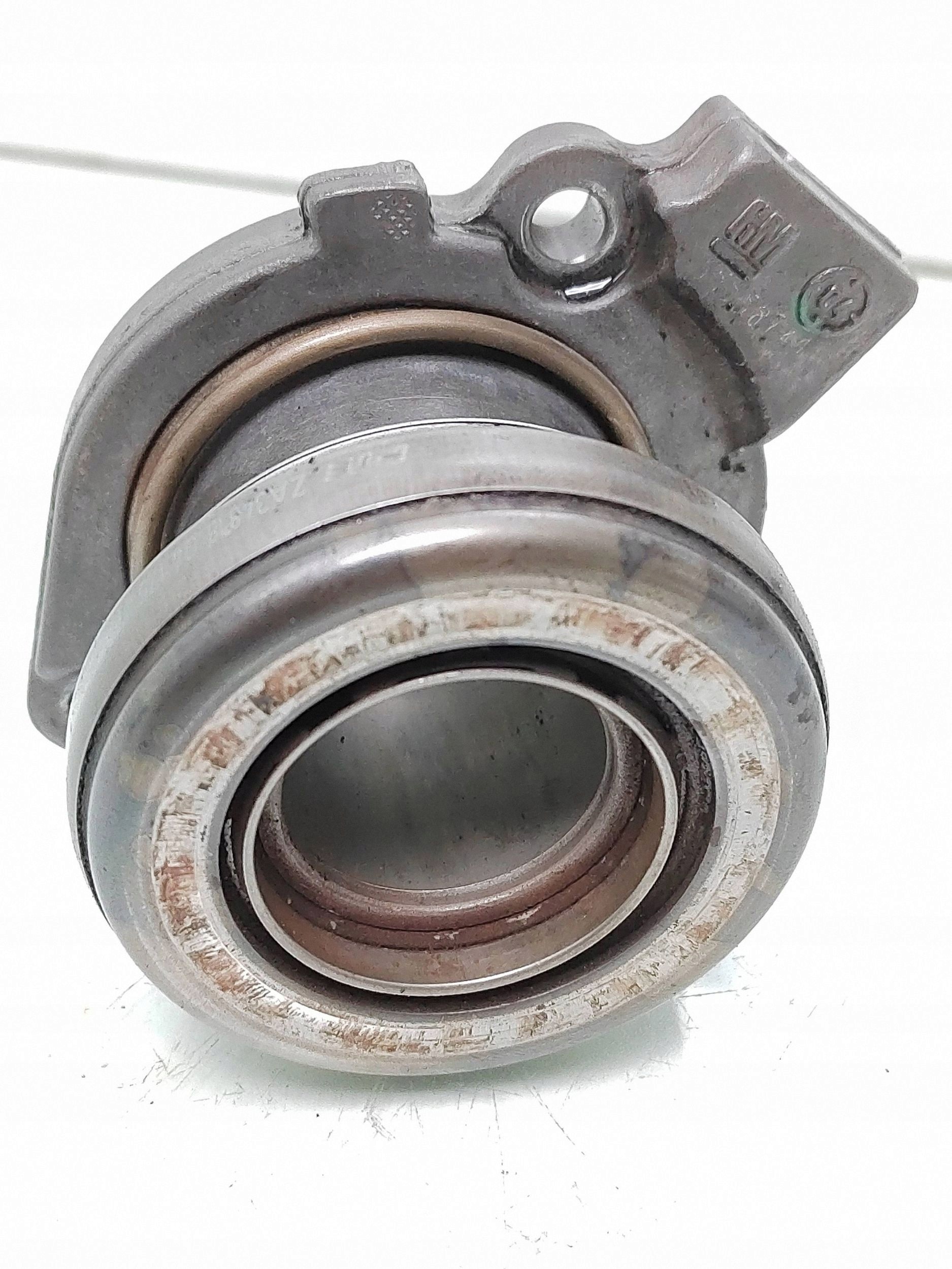 Opel Vectra C 2004 Butée d'embrayage 55558741 image 3