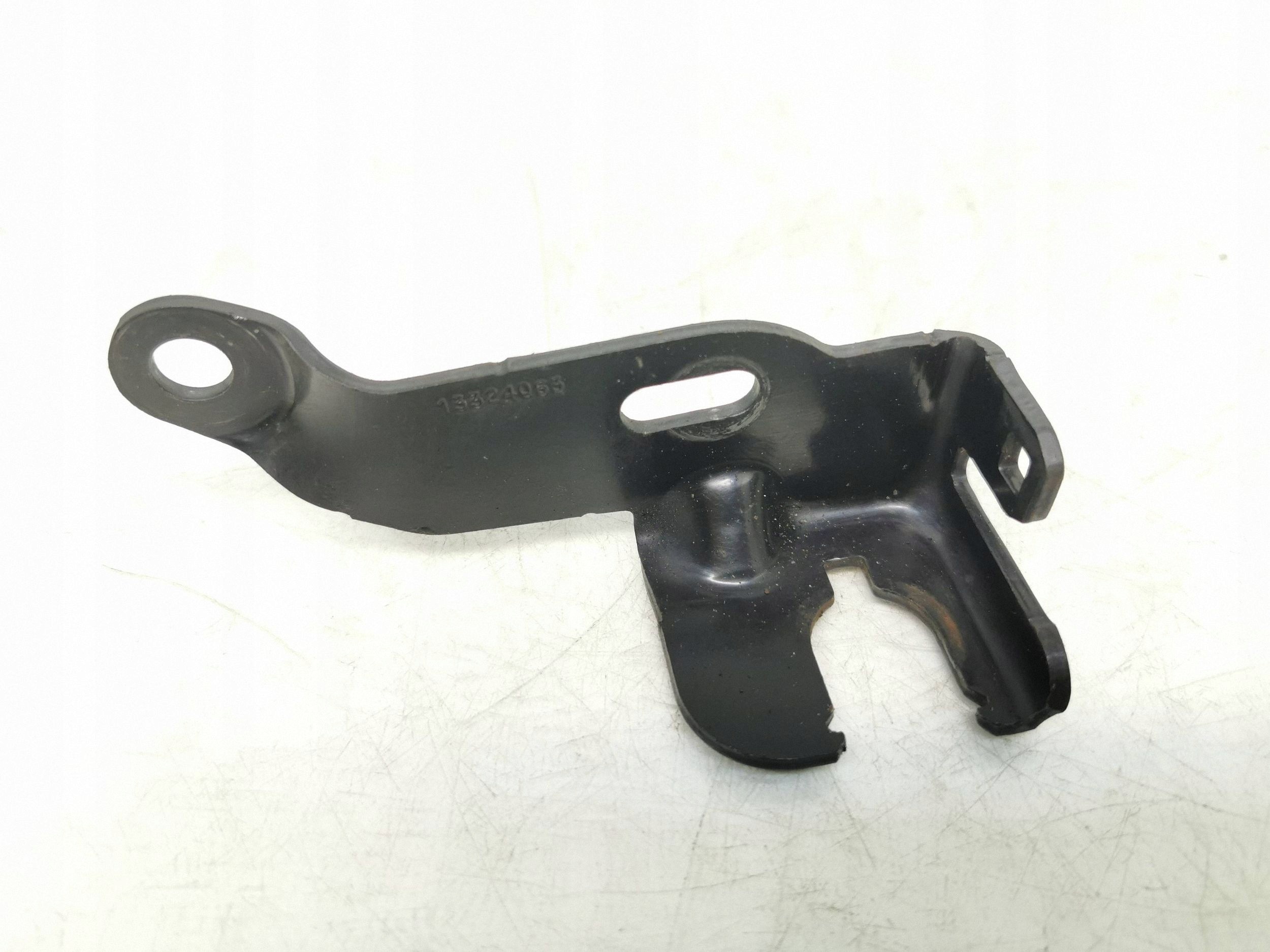 Chevrolet Orlando Soporte Cable Cambio 13324063 image 2