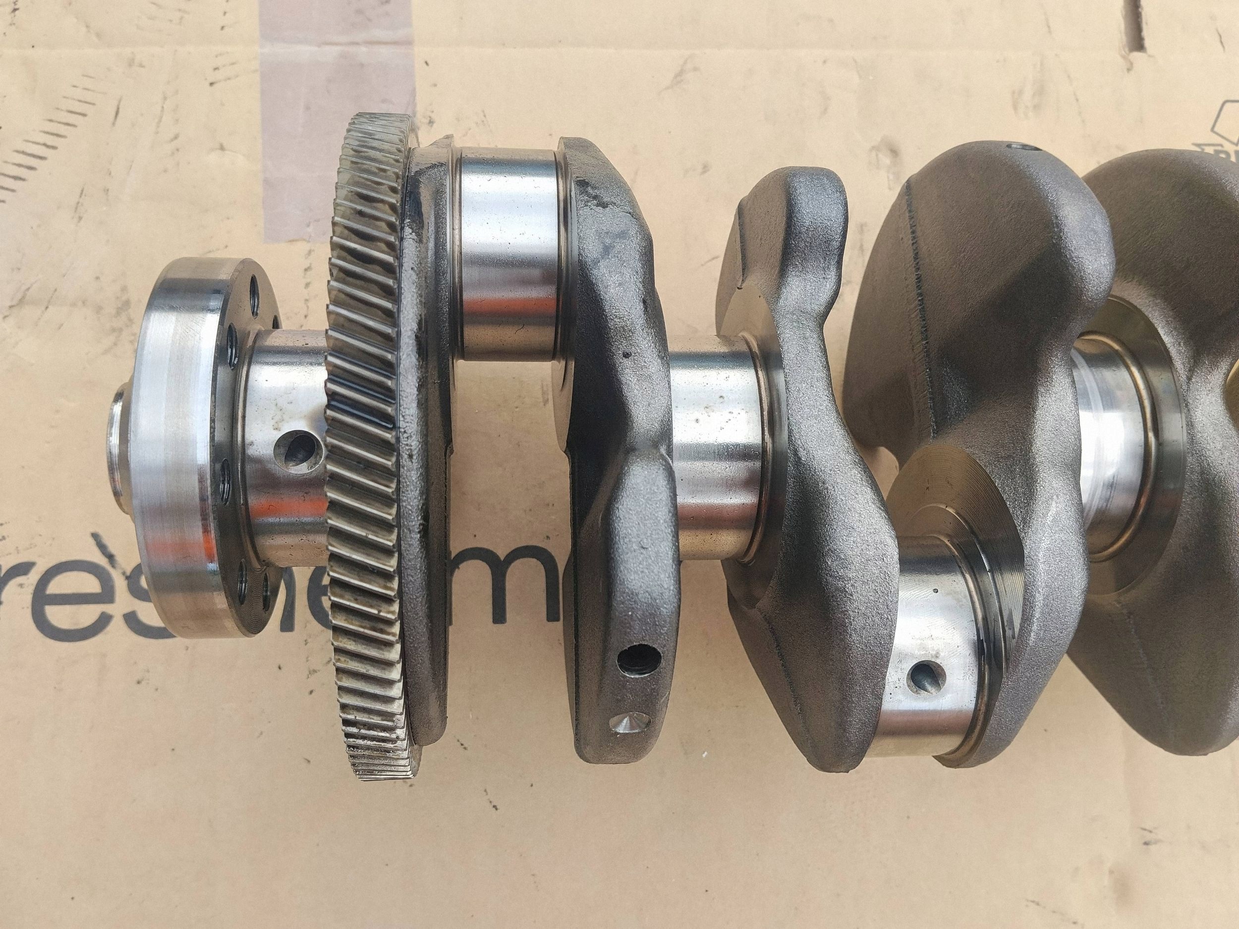 Virabrequim Audi A6 C8 2.0 Hybrid 163cv 04L105263D image 3