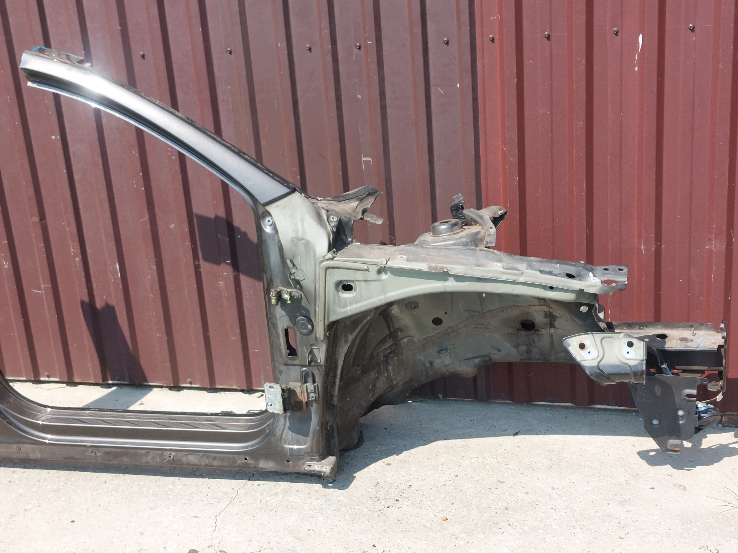 VW Passat B7 Front Right Side Member OEM 3AE g L8