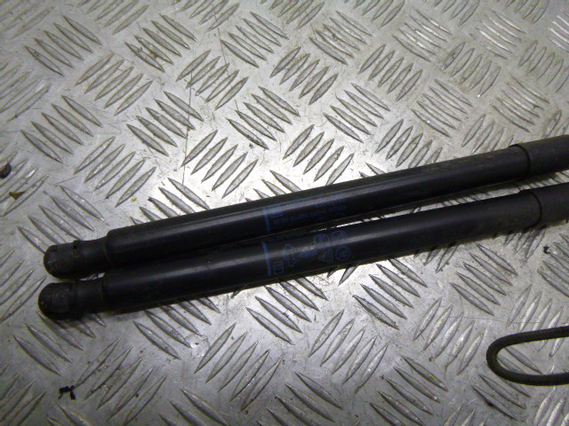 Opel 39115291 vérin de capot