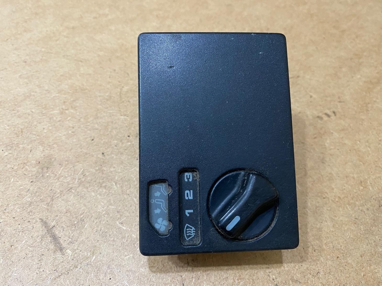 Panel nadmuchu VW T4 701959531 image 3