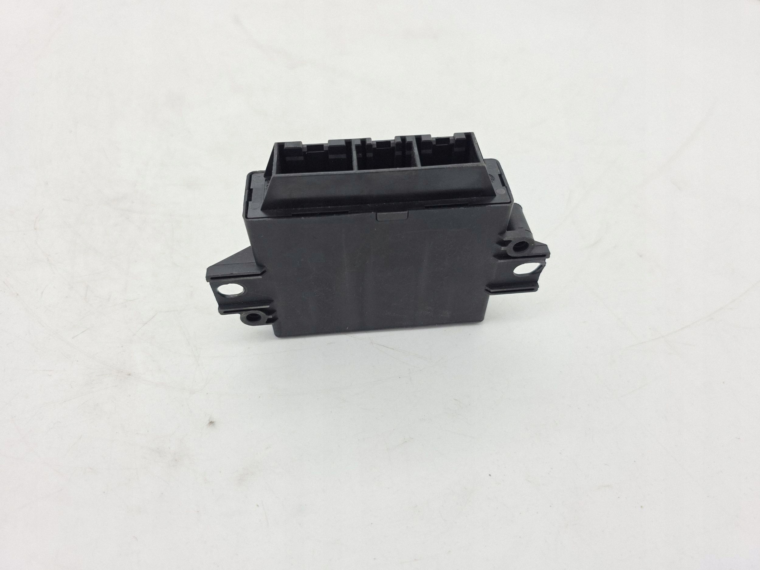Módulo PDC Skoda OE 3T0919475C Usado image 6