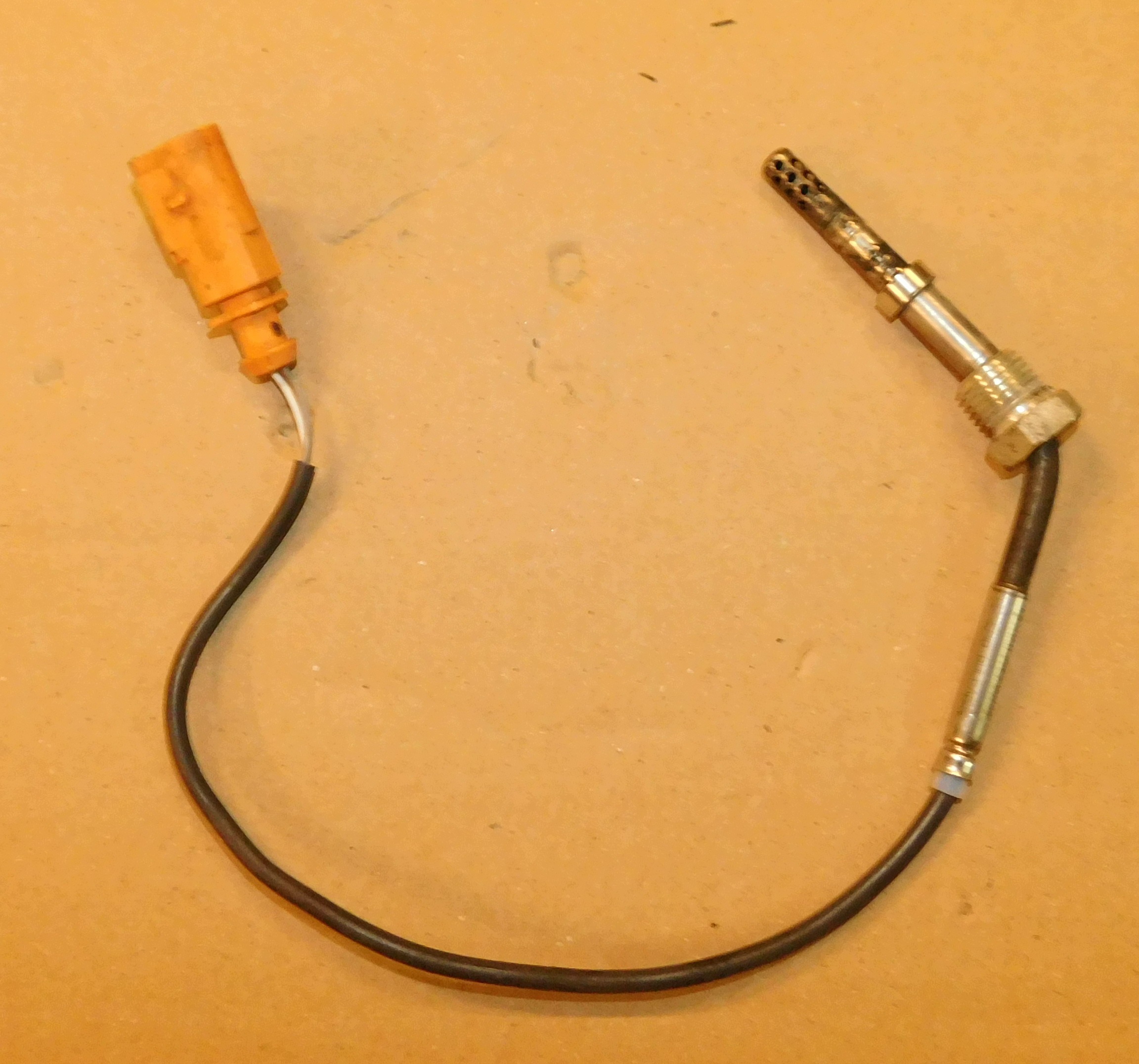 Sensor Temperatura Spalin Audi 059906088P image 3