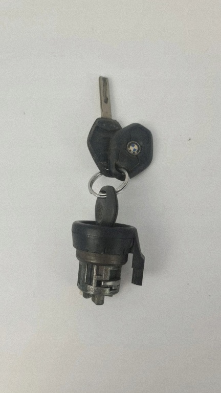 BMW 3 (E46) Ignition Switch 8363099 2.0D 110kW 2005 image 2