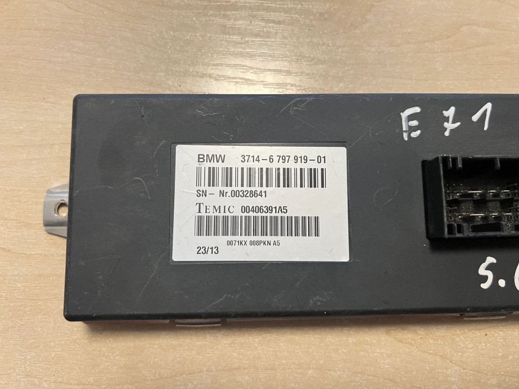 Unité de commande de suspension BMW X6 E71/E72 37146797919 image 5