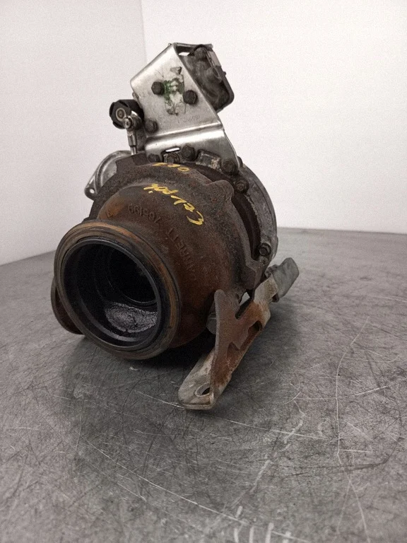 Turbina BMW X5 E70 765985 Usada image 4