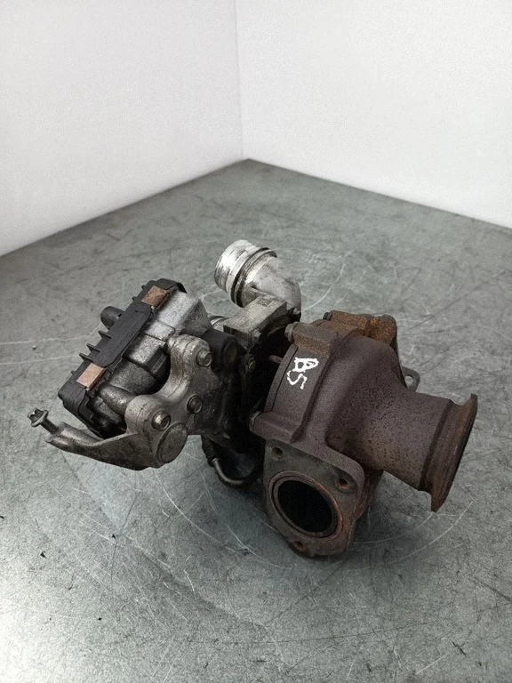 Turbine BMW 3 (E90) 8512464 2.0L Diesel image 5