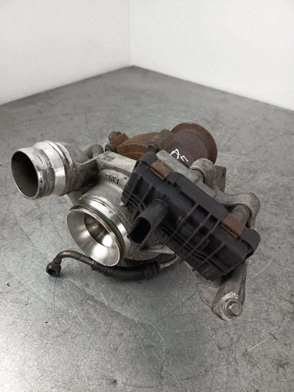 Turbine BMW 3 (E90) 8512464 2.0L Diesel image 7