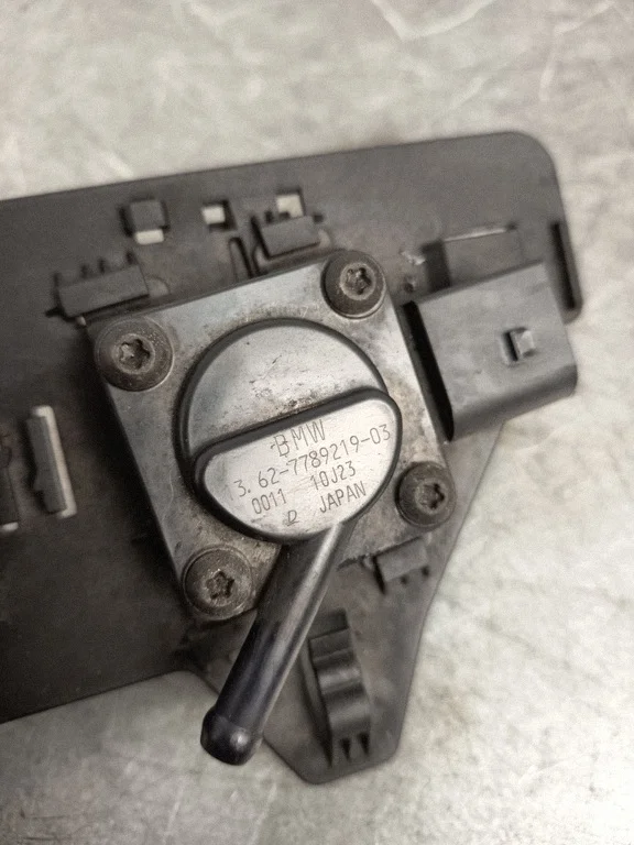 BMW X5 (E70) pakoputken osa 7789219