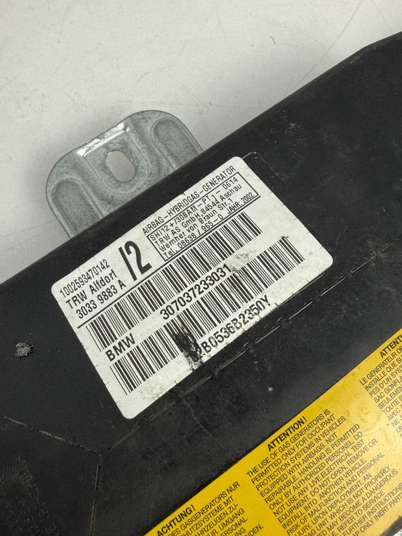 BMW 3 (E46) Muut oven osat 307037233031 3.0L 170kW 2000