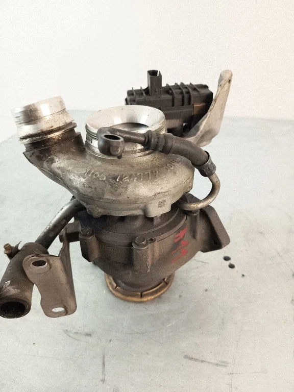 Turbolader BMW 5 (F10) 2.0L Diesel 135kW image 6