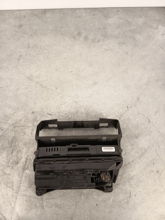 BMW 3 E46 Glovebox Ashtray 12V Socket OEM 8268888 image 6