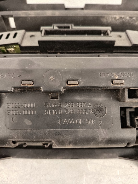 BMW 3 E46 Glovebox Ashtray 12V Socket OEM 8268888 image 7