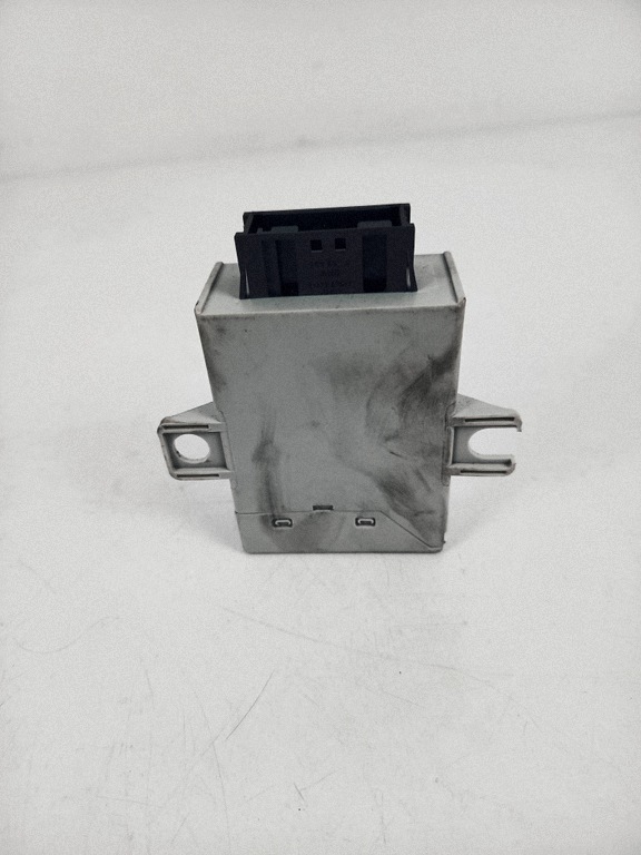 BMW X3 E83 Immobilizer Module 61359145350 image 6