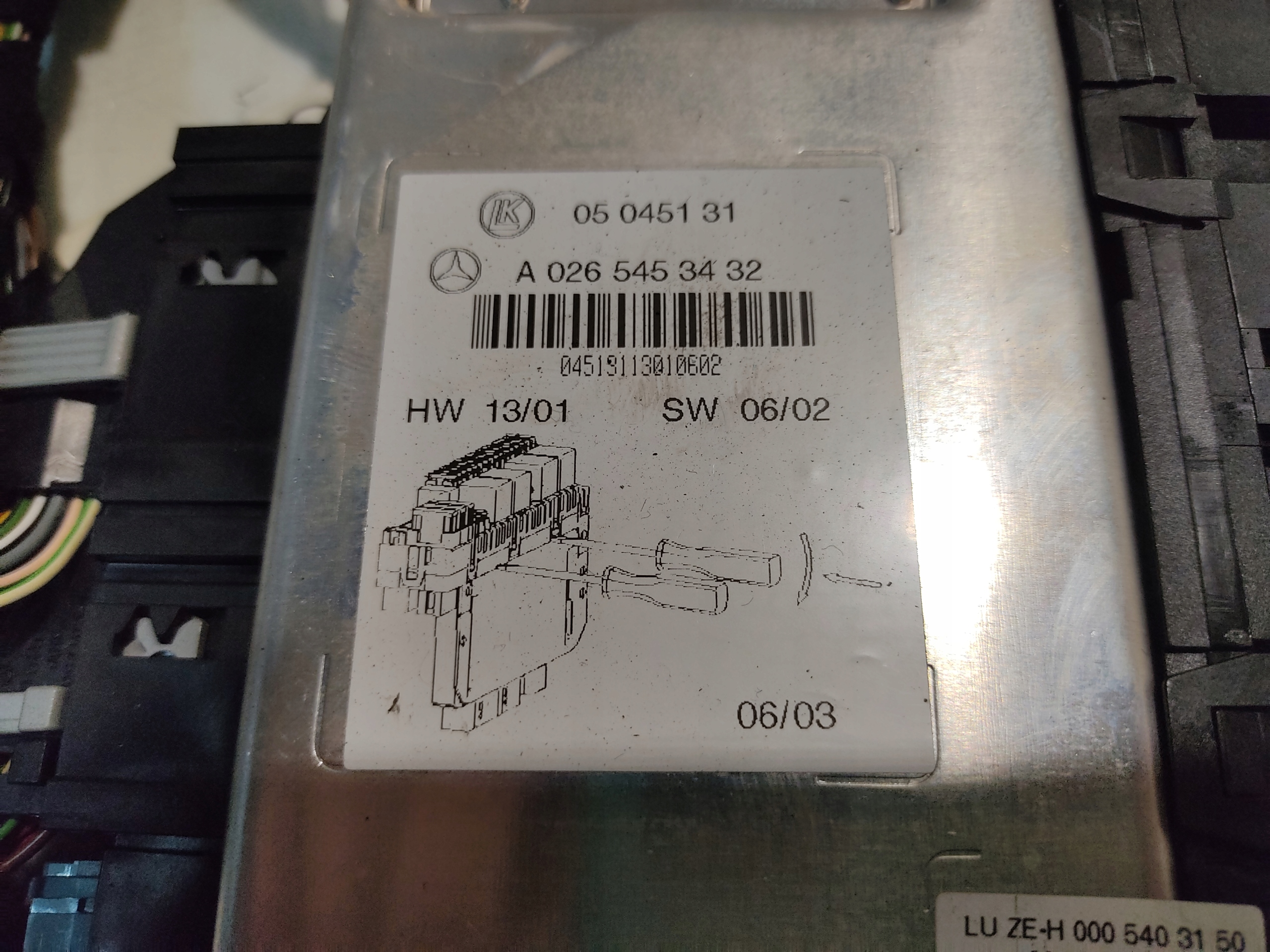 Mercedes SL R230 5.5 AMG Module 0265453432 image 3