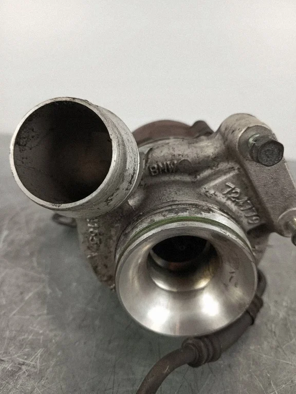Turbo BMW 5 (F10) 2.0L diesel 135kW image 3