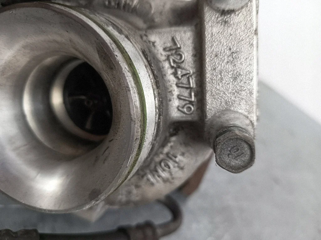 Turbo BMW 5 (F10) 2.0L diesel 135kW image 8