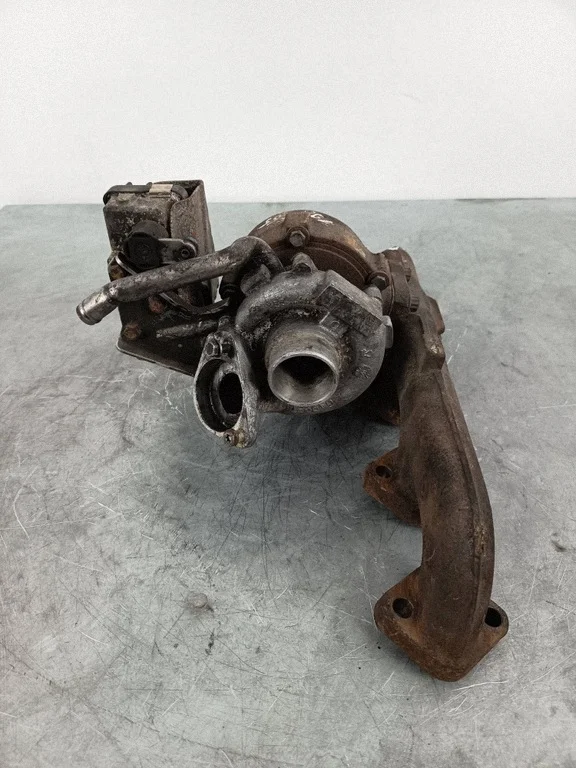 Turboahdin BMW 7 E65/E66/E67 4.0D