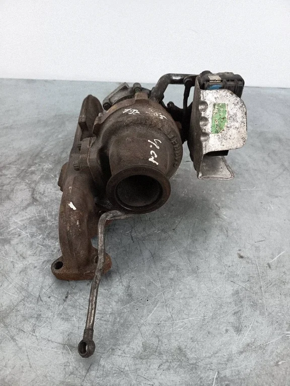 Turboahdin BMW 7 E65/E66/E67 4.0D image 5