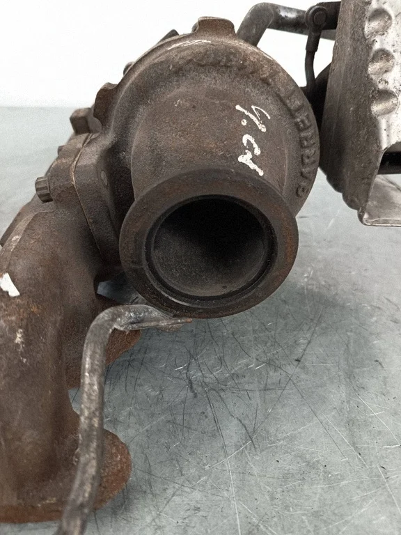 Turboahdin BMW 7 E65/E66/E67 4.0D image 6