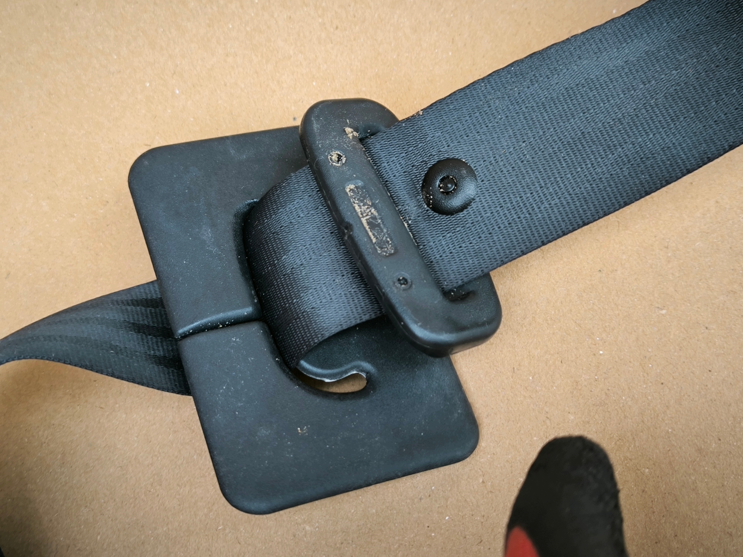 Ceinture sécurité centrale Hyundai i30 II 2015 image 6