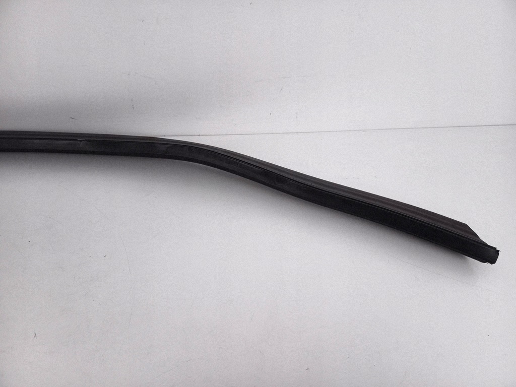 Joint de capot BMW X1 E84 OEM 2990366 image 3