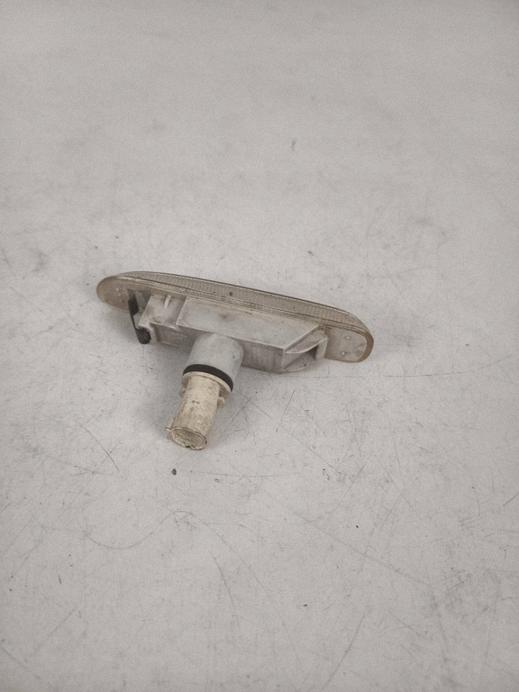 Clignotant avant droit aile BMW 3 Touring E46 2002 image 4