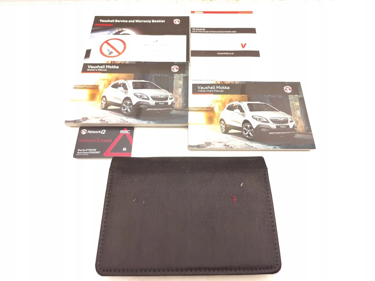 Vauxhall Astra Handbook Owners 2016 Hatchback 4/5dr image 2
