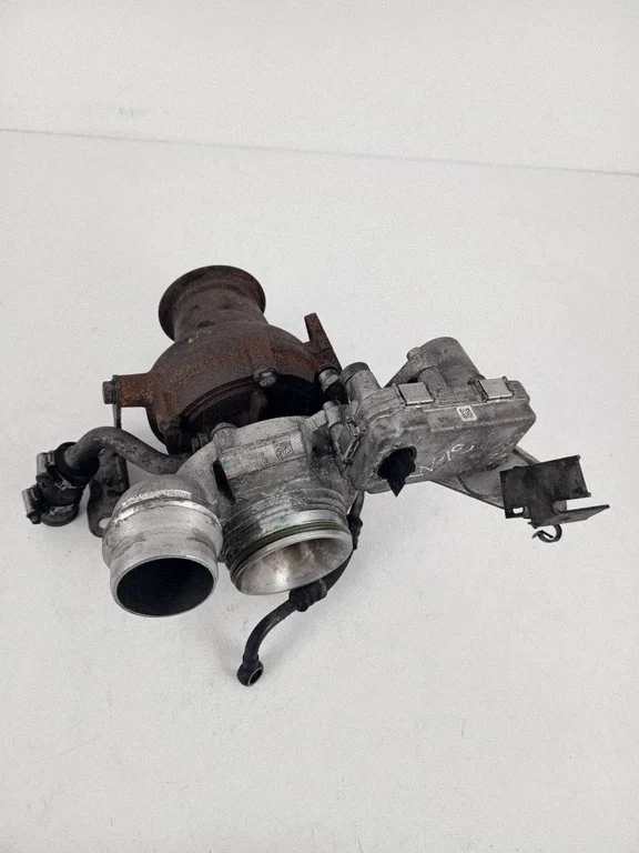 Turbon varaosa BMW 3 (F30, F80) 18487110