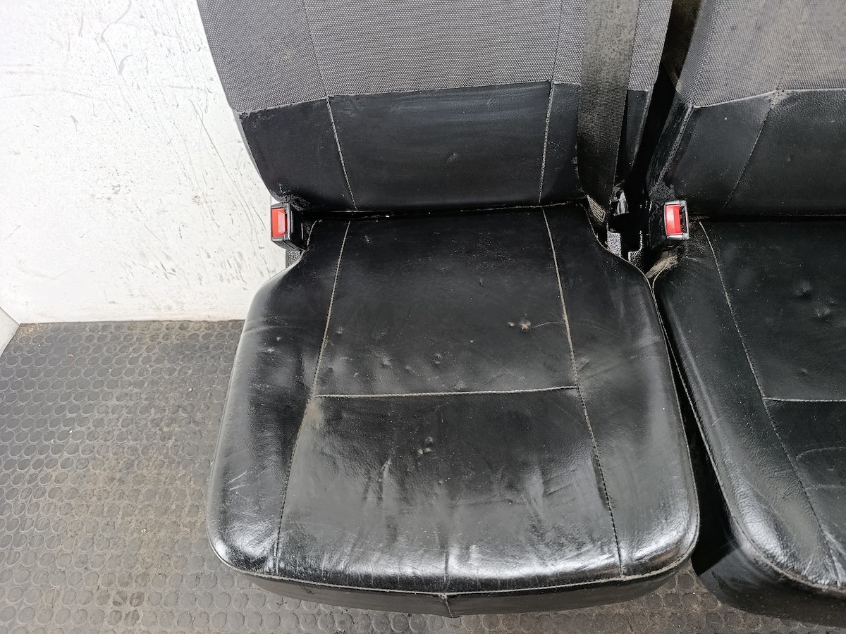 Banquette VW Transporter T6 d'occasion image 8